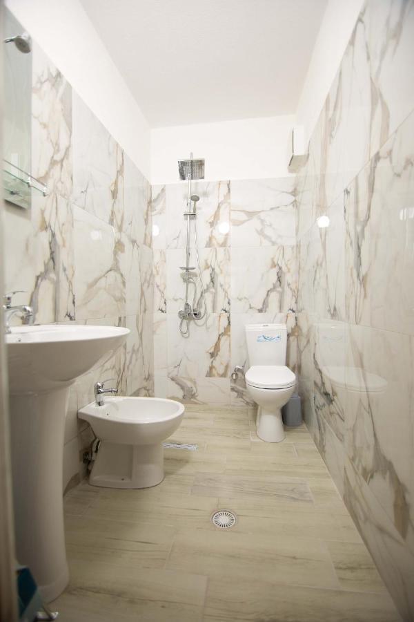 Vila Lika Hotel Korce Luaran gambar