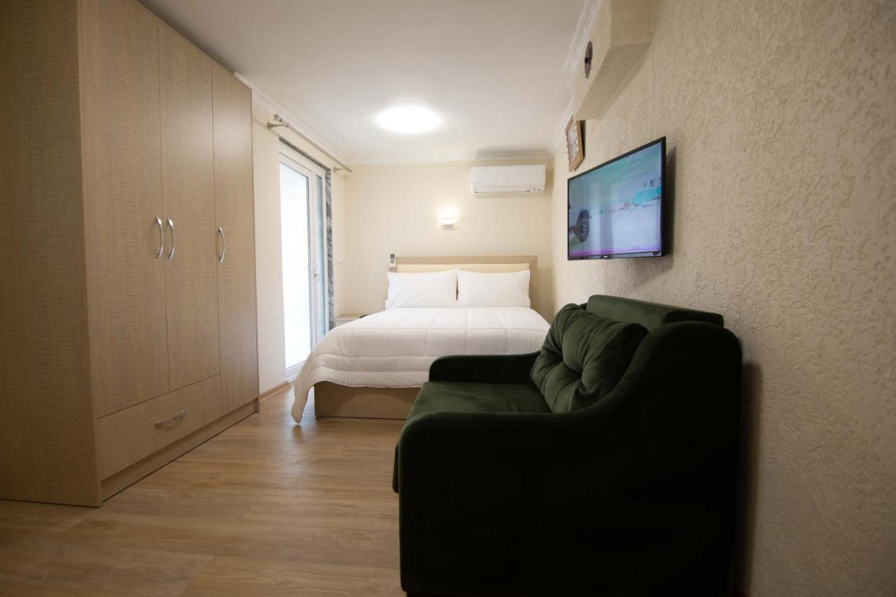 Vila Lika Hotel Korce Luaran gambar