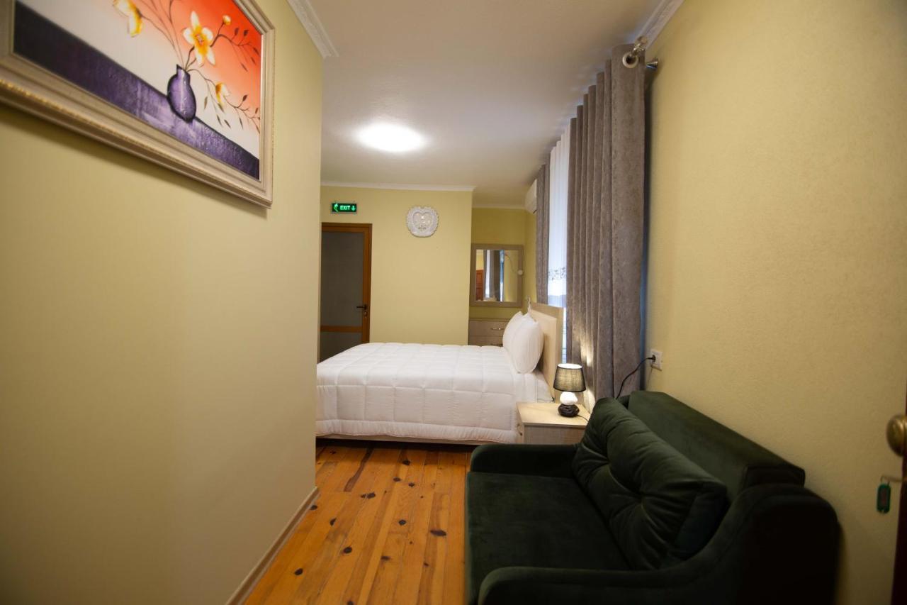 Vila Lika Hotel Korce Luaran gambar
