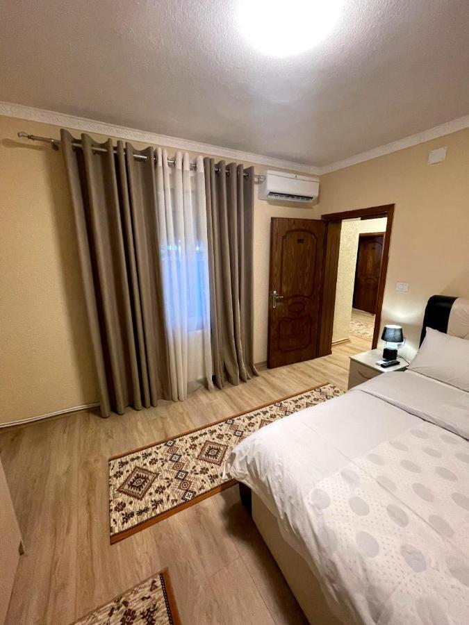 Vila Lika Hotel Korce Luaran gambar